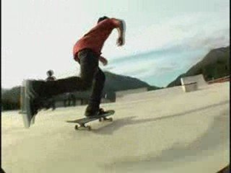 Accous skateboarding day