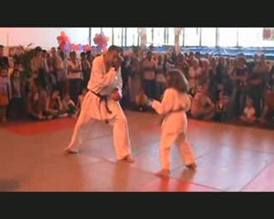 ETIK - FAMILLE HAMMOU - SIHAM CONTRE MESSAOUD