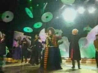 N.BABKINA ET LIZ MITCHELL (de Boney M)-"I see a boat from..