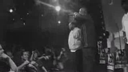 Wyclef Jean & Raekwon Freestyle Live On Stage @ SOB's