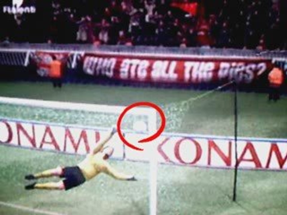 coup franc pes 2009 roberto carlos en lucarneversal hehe