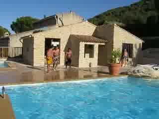 Combiné de saut en piscine 2