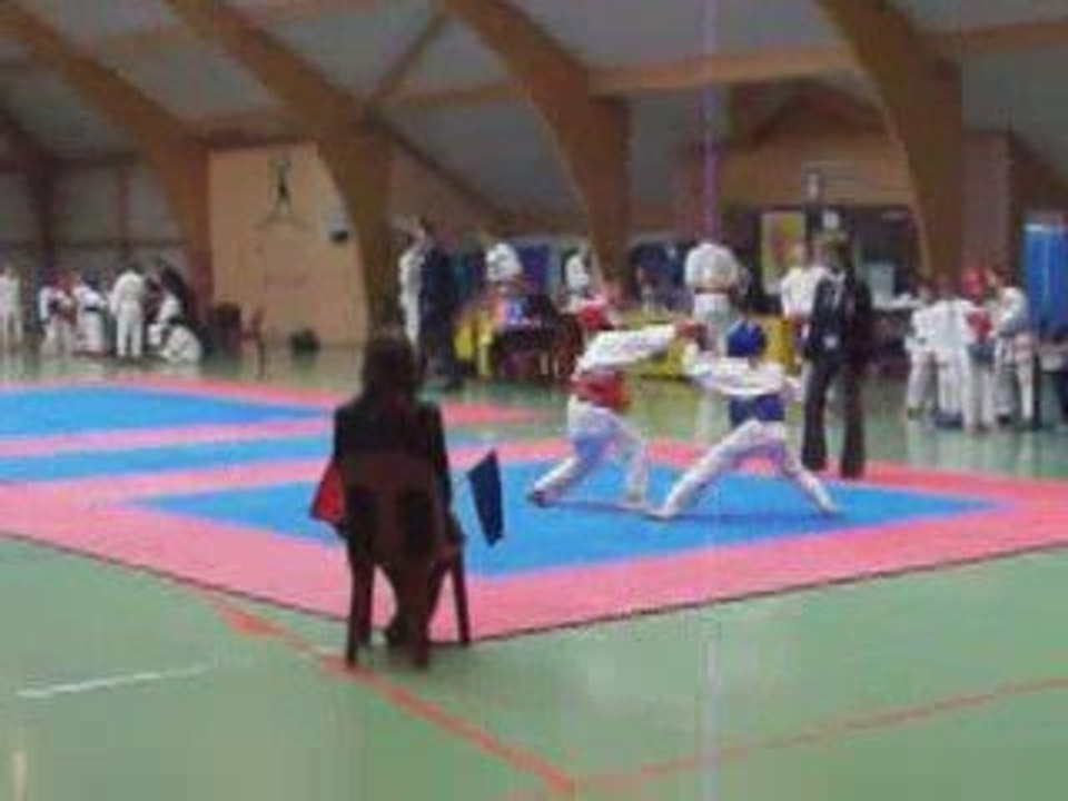 combat karate pupilles ines