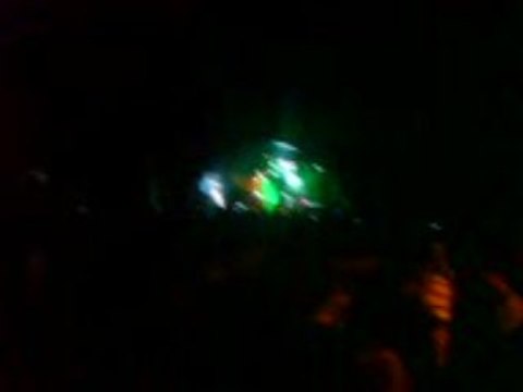 Crvena Jabuka live - ima nesto od srca do srca