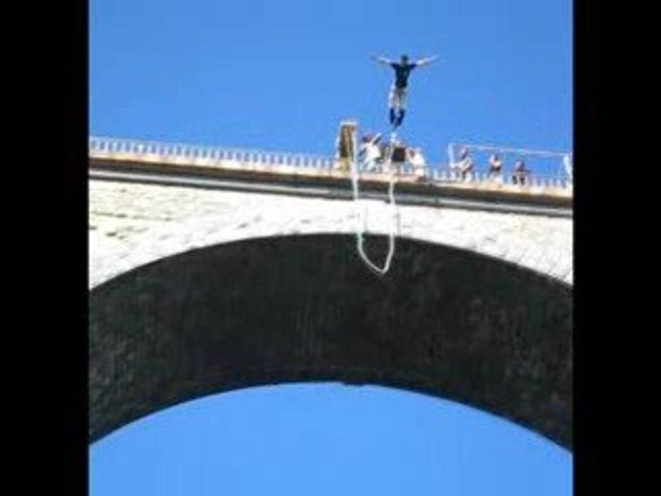 Saut à l'élastique