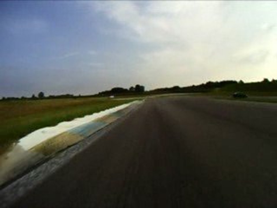 Circuit de Bresse le 12 septembre 2009 en 323gtr