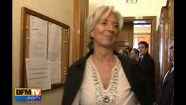 X. Darcos convoque le patron de France Telecom