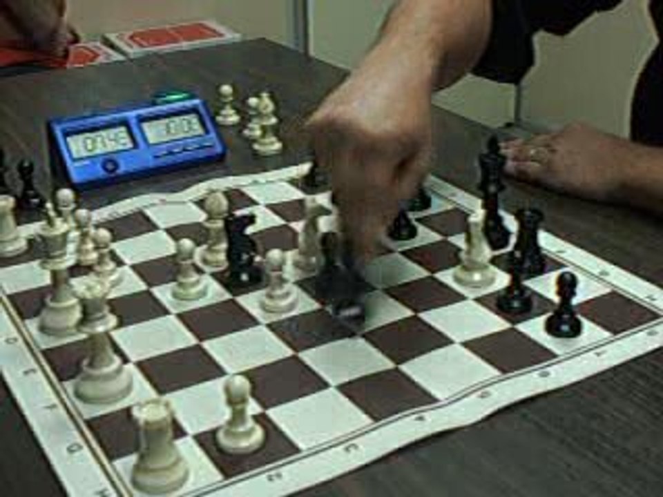 ECHECS : TONY 1 VS 0 YVES (COUPE 2009)
