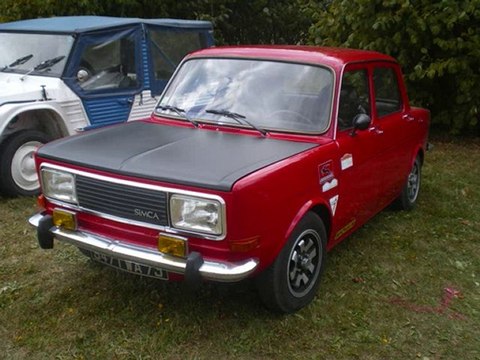 expo de voitures anciennes brenouille