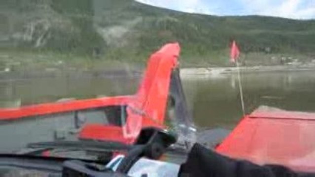 Traversé de la Yukon river à Dawson city
