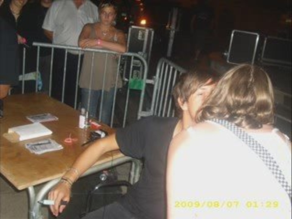 Quentin au tel et répondeur grace à ma sistah <3