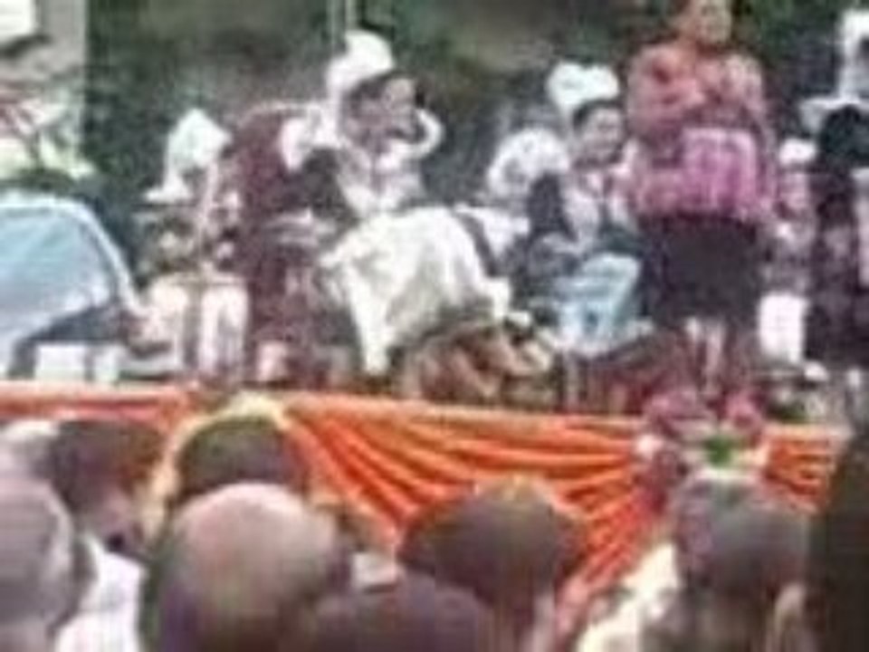 fête des ajoncs festnooz pont aven 2009