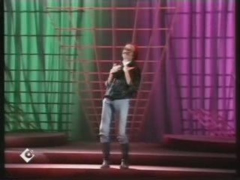 Cem Karaca-KAHYA YAHYA video klip NOSTALJI (özel arsiv)