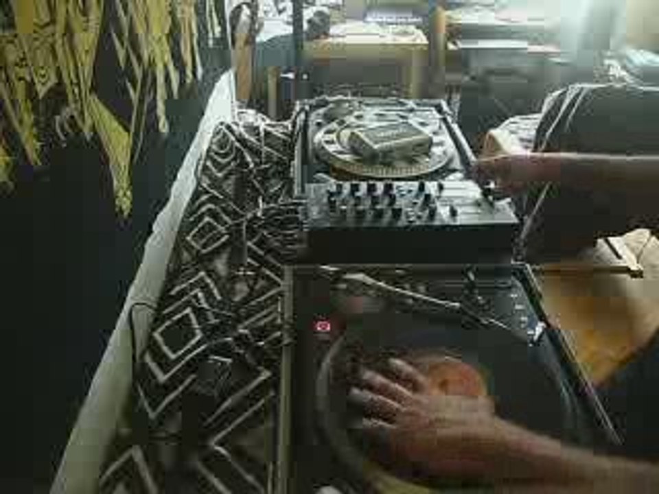 scratch 'o' mat1 ! bouyakabouyaka