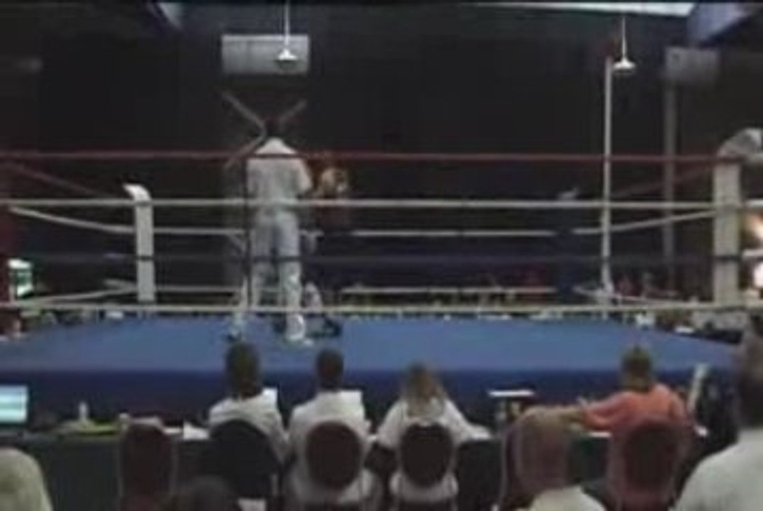 Combat à Sylvain, gants dorés 2009