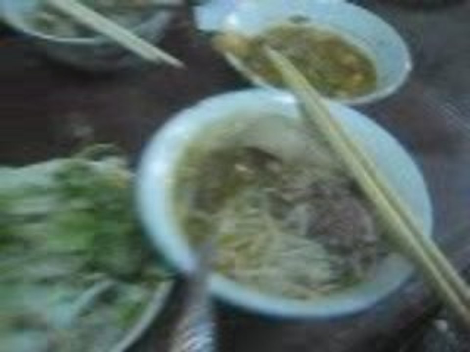 Cơm hến Huế