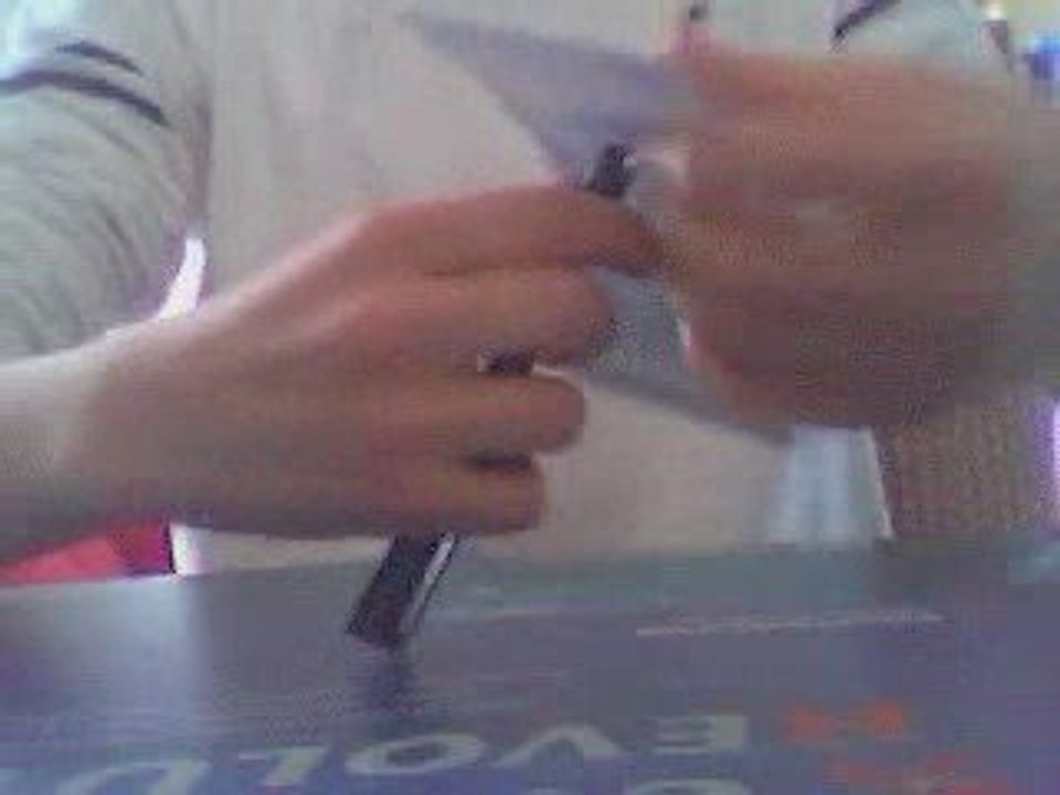 le billet transpercé