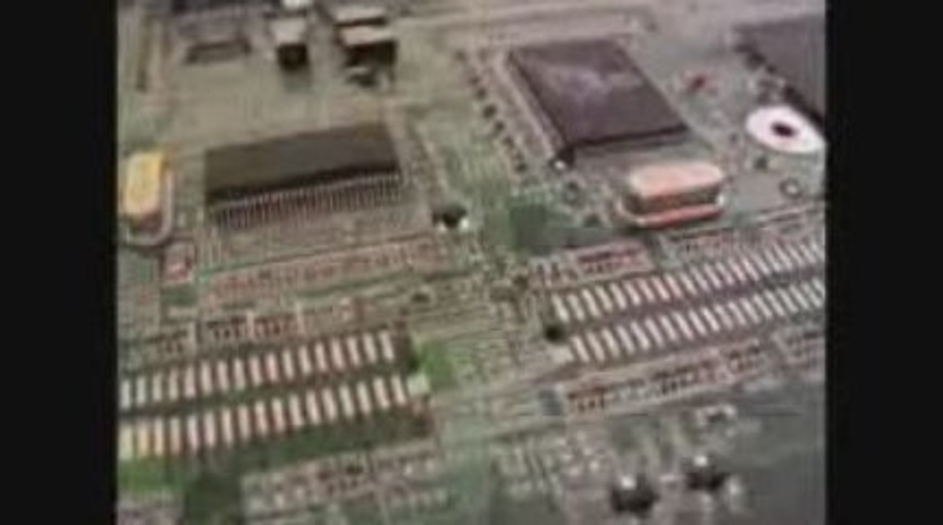 ⁣Laptop Computers