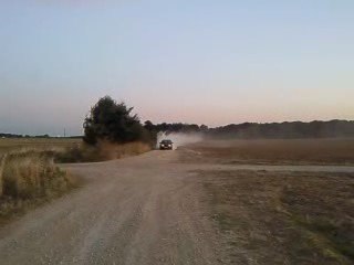 Golf 3 GTI Delire Snoopac dans les champs