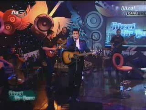 Keremcem - Yağmur (Canlı Performans)