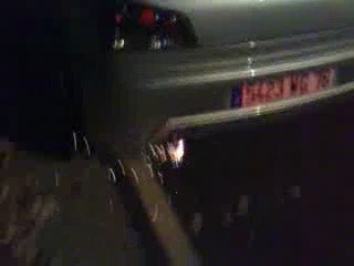 Une 306 DIESEL SA FAIT DES FLAMMES