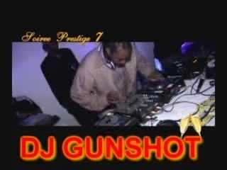 SOIREE PRESTIGE SUR LES CHAMPS ELYSEES- MISIé GG