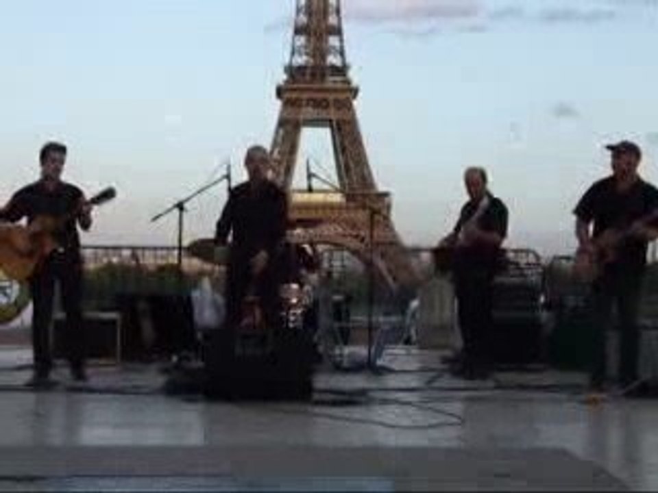 Les DYNAMOTS ......CONCERT au TROCADERO 1er septembre 2009