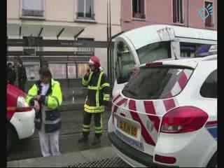 Un jeune homme se jette sous le tramway de la ligne T2 -Lyon
