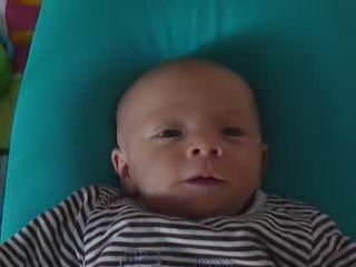 Joan - 1 mois et demi et j'apprends - partie 2