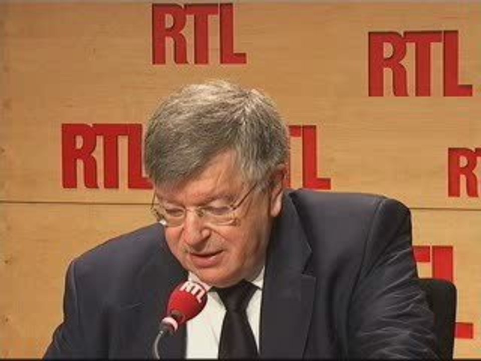 Suicides - le PDG de France Telecom sur RTL: "Un petit choc"