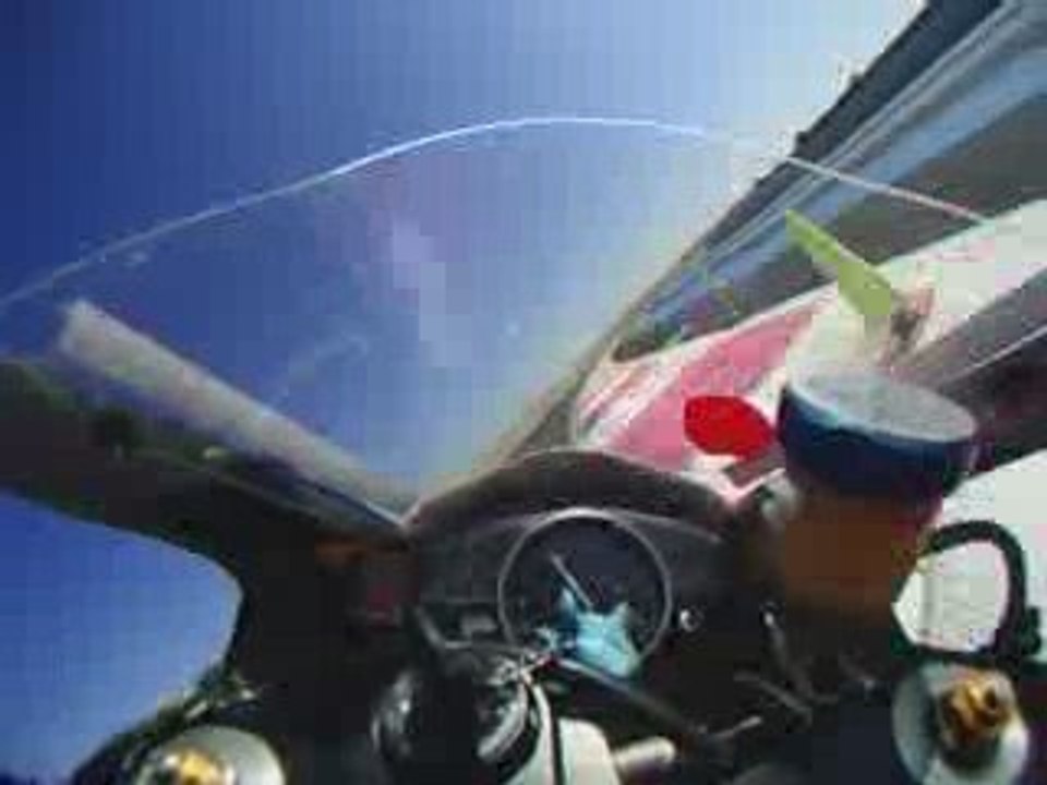 le "CFM"  présent sur le Circuit du Castellet.