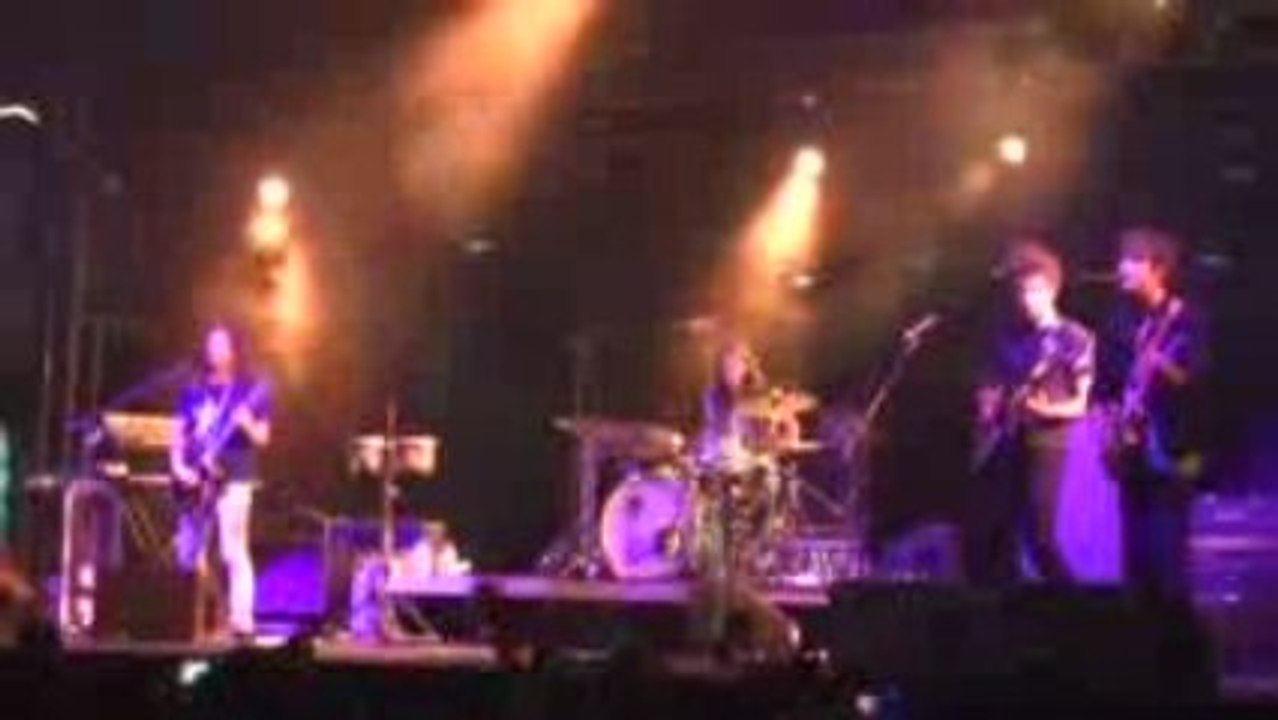 mgmt live - live (future of the left support band)