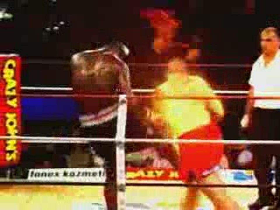 Teaser A-1 Bob Sapp vs Quarteron