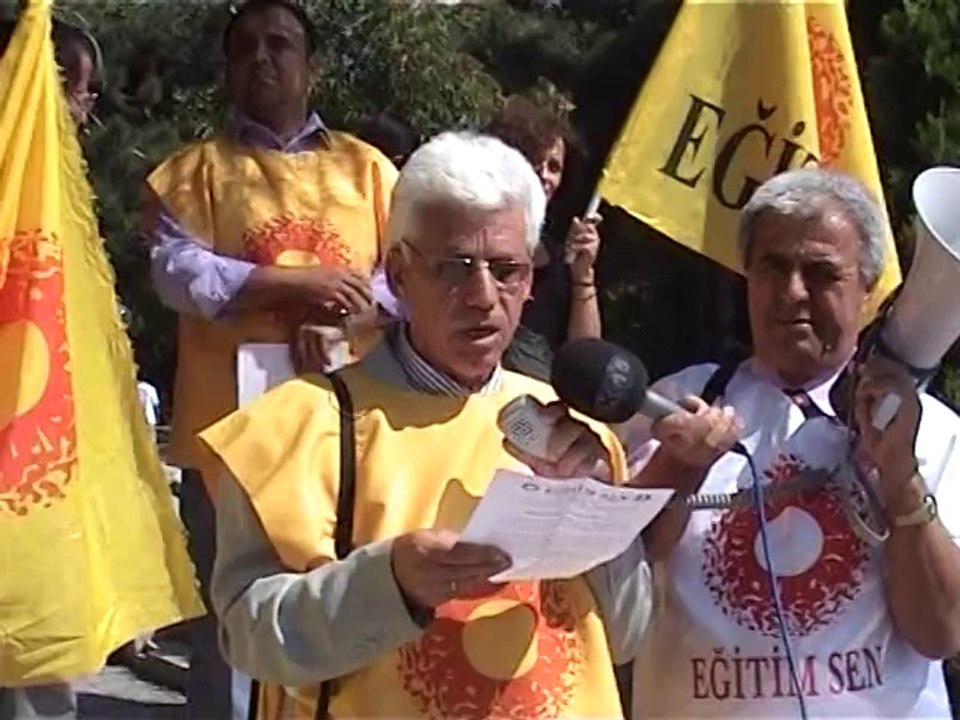 Burdur Eğitim Sen'in sevkli ücret eylemi