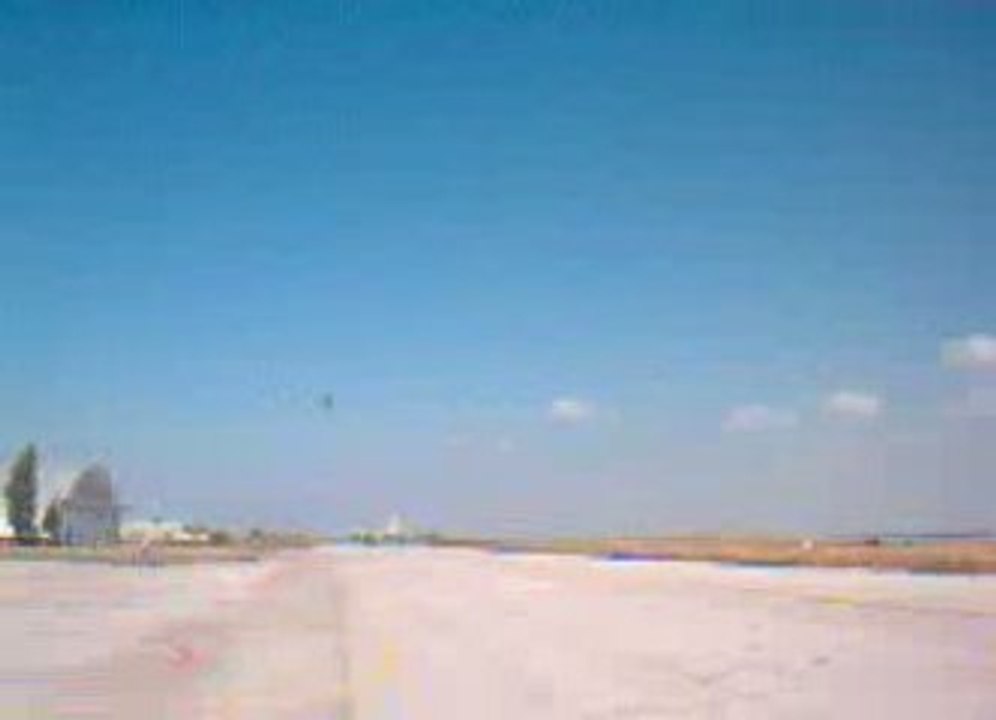 F-16 Passage très bas !