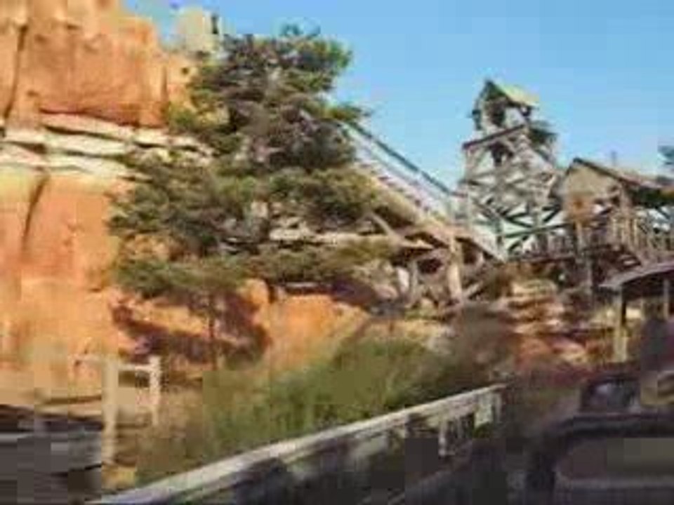 Big thunder mountain - DLP (onride POV)