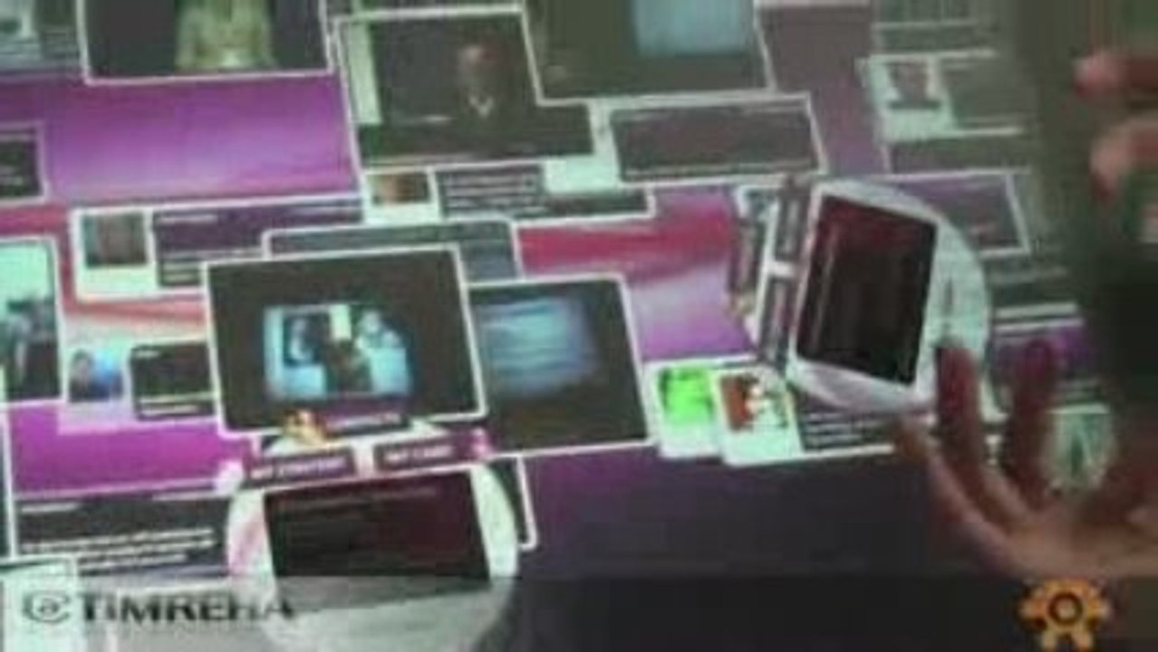 Tim Reha @Gnomedex 2009 with Microsoft Surface - Demo