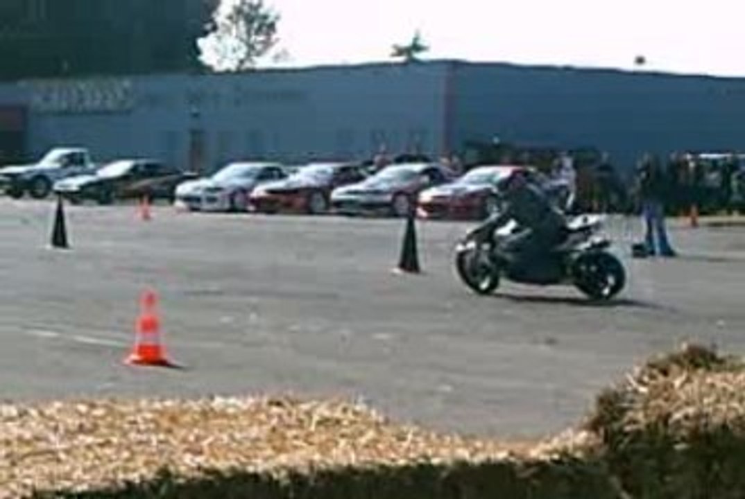 meeting crazy furious car a romilly sur seine 10