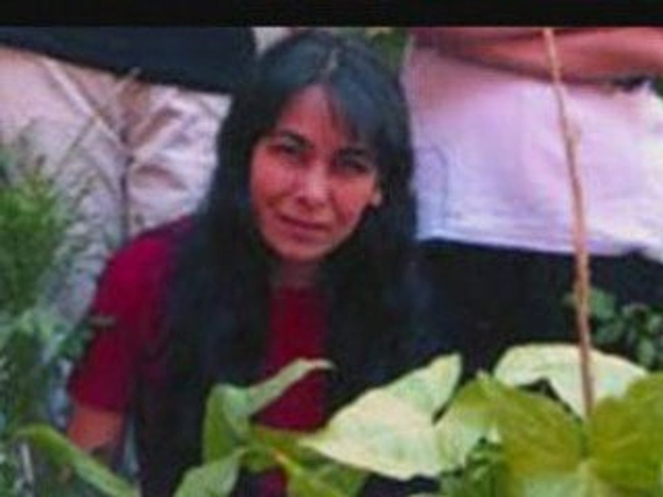 emergent life call free Güler Zere