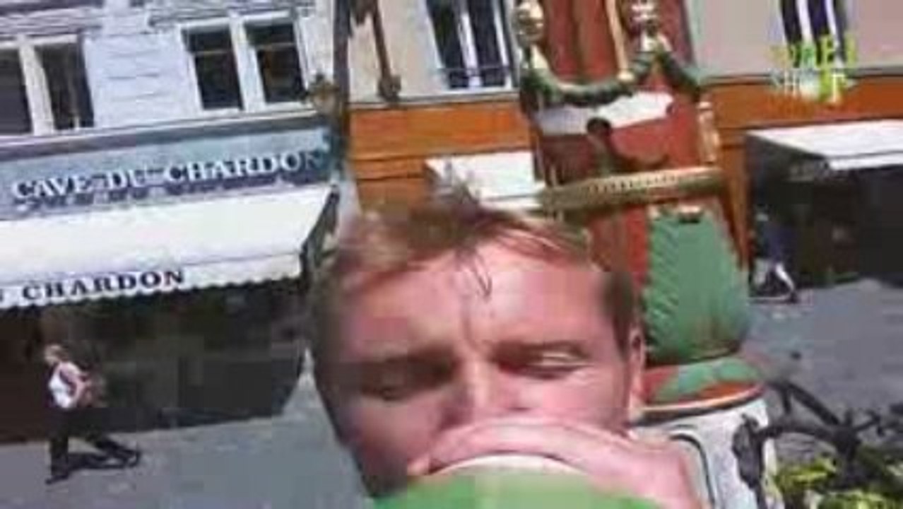 YODELSHOT 003 - Place de la Palud, Lausanne