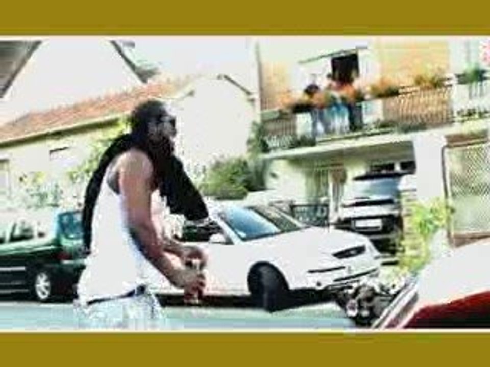 Le Repas de l Année - BIG BLACK C  by MAC GDVD