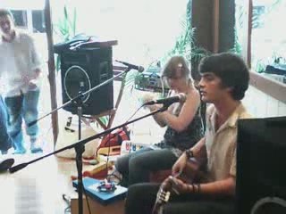 FdlM Louis Aguilar au caf&diskaire 1 - juin 08