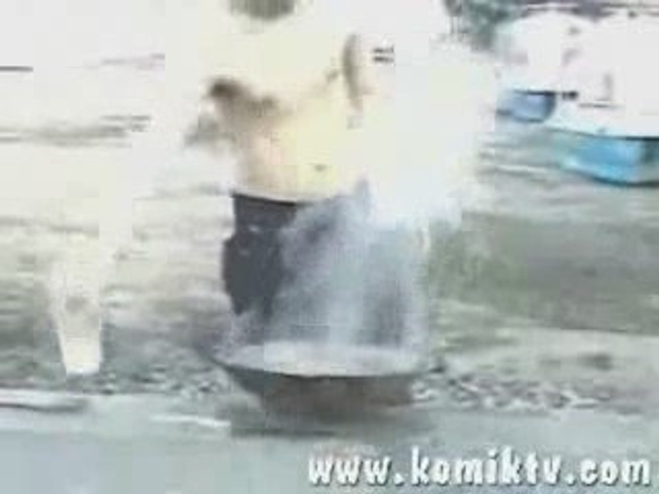 Komik Japon Elini Yaktı salak