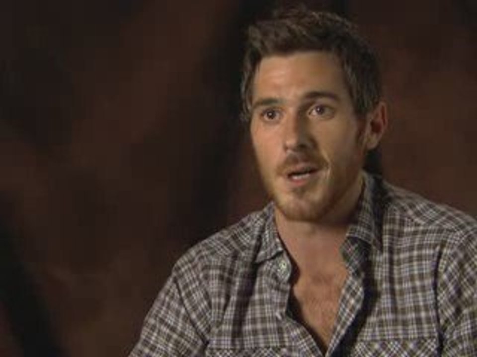 Brothers & Sisters 4.01 - Dave Annable - Soundbyte 04