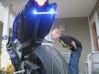 YAMAHA R1 with Racing Baffles