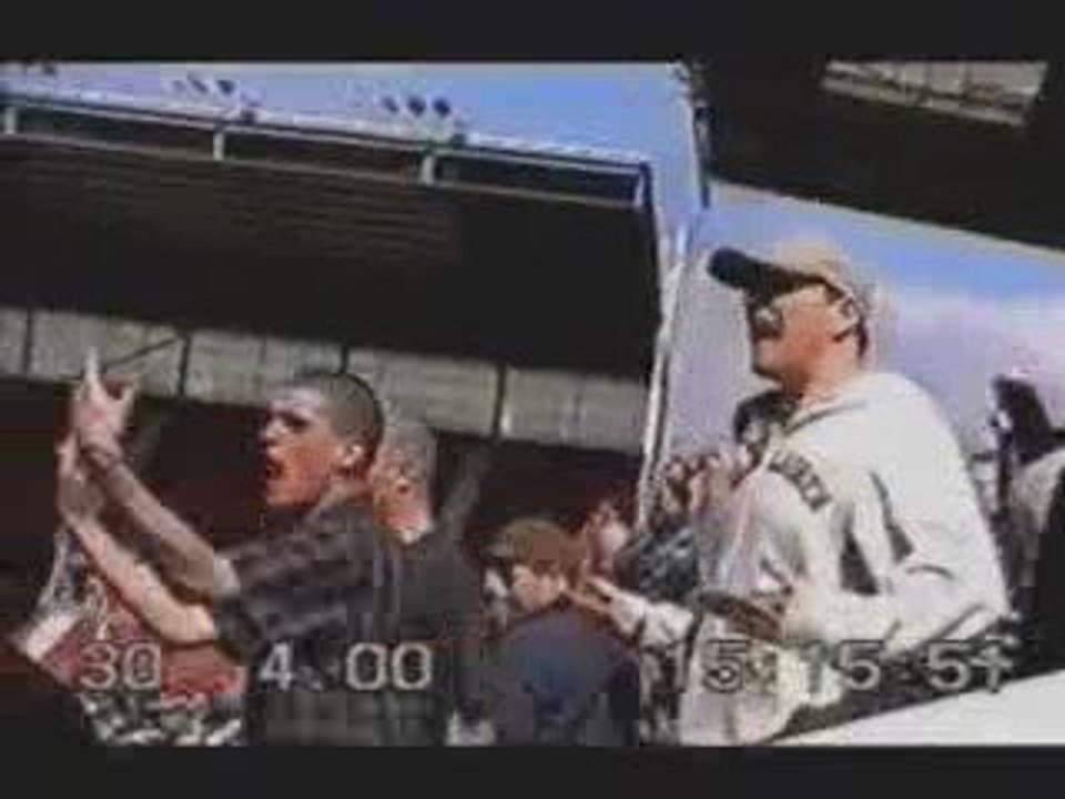 BBC England football hooligans - Kicking off (part 4/7)