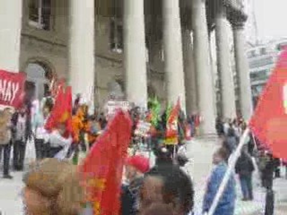 La CGT Renault Douai à la bourse de Paris le 17 septembre