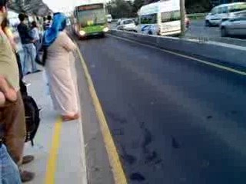Metrobüs-Istanbul Problemi