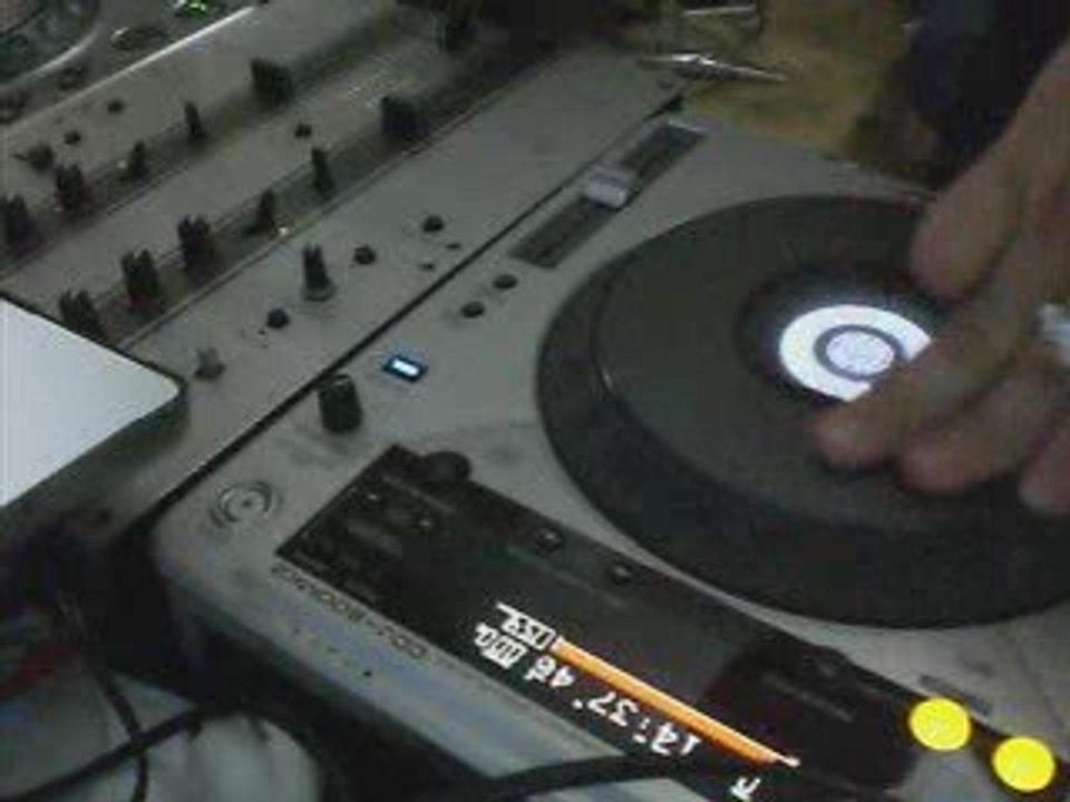 demo scratch sept 09 by dj skud