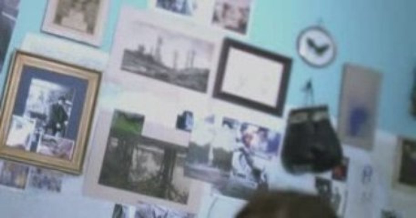 The Diving Bell and the Butterfly (Hollywood Undead-Undead)